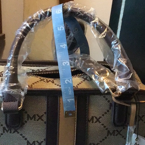NWT Max Studio Satchel Handbag. Natural Color,  Double Handled,Detatchable Strap - Picture 6 of 12